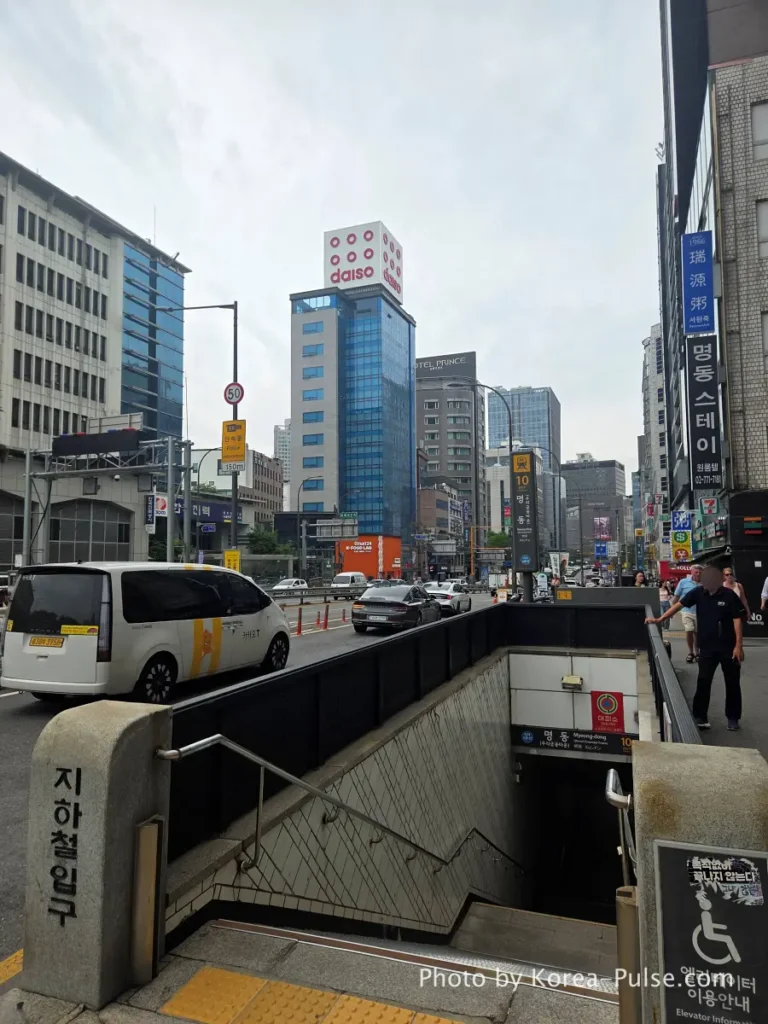 Daiso Myeongdong, Floor by FloorA 12-Story Shopping Survival Guide 1 Daiso Myeongdong Station branch 12-story glass tower building exterior street view Seoul landmark