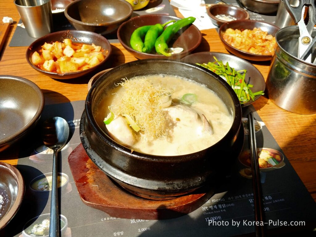 Samgyetang: The Soul-Soothing Soup for Korea’s Most Hectic Days 4 Samgyetang